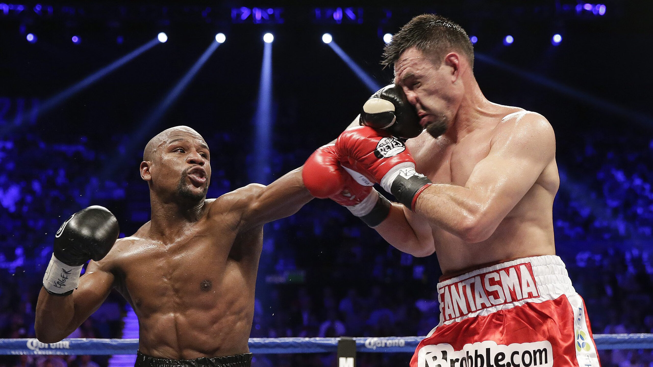 意甲激烈追逐：精彩攻防不停歇，意甲争4